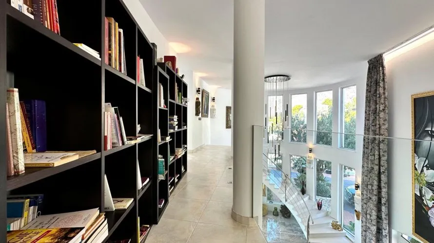 Villa de 3 dormitorios en Altea, España No. 730 № 22