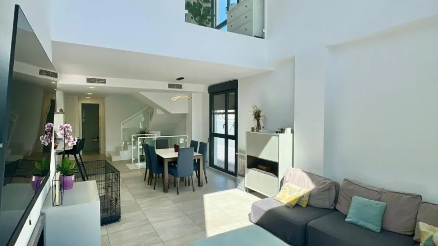 Villa de 3 dormitorios en Bétera, España No. 755 № 16