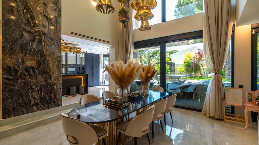 Villa de 4 dormitorios en Pozuelo de Alarcón, España No. 758 № 11