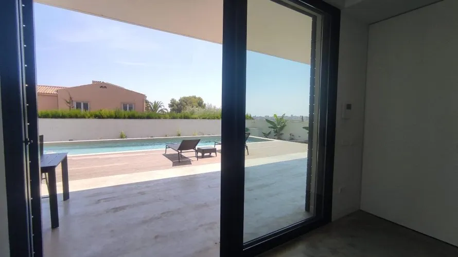 Villa de 5 dormitorios en Alicante, España No. 791 № 4