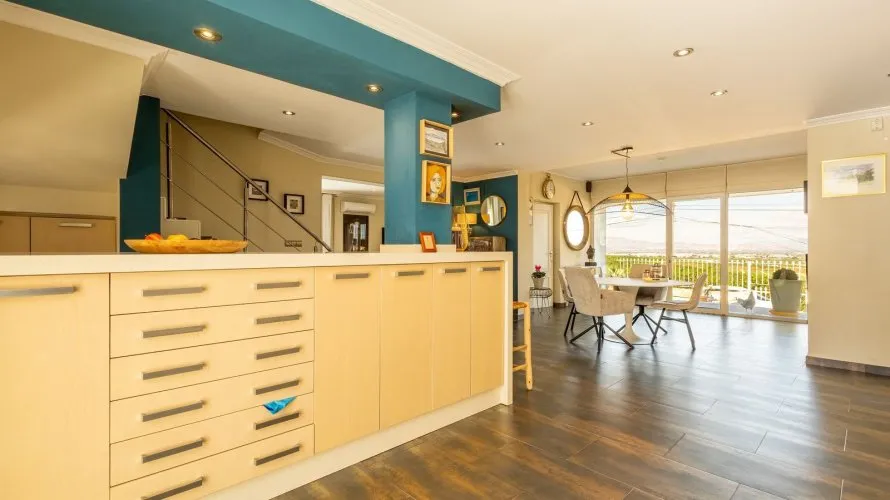 Villa de 464m² en Almoradí, España No. 789