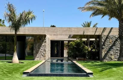 Villa de 3 dormitorios en Alicante, España No. 778
