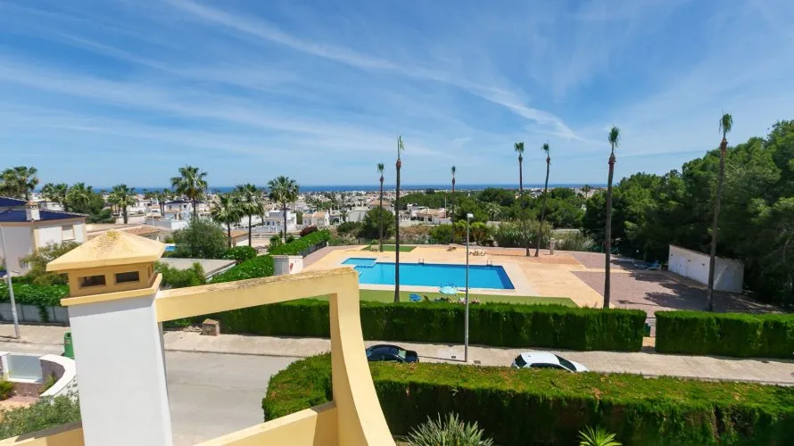 Villa de 194m² en Alicante, España No. 763 № 26