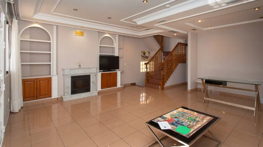 Villa de 180m² en Torrevieja, España No. 786 № 17