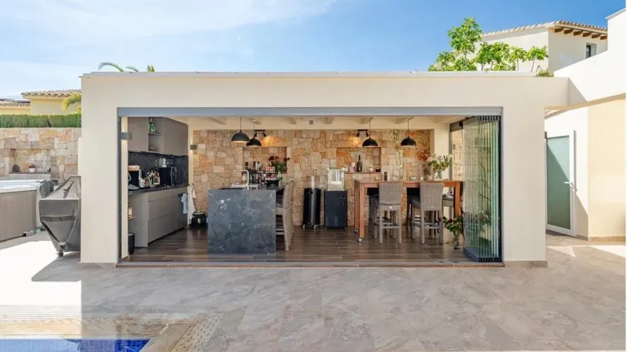 Villa de 247m² en Moraira, España No. 775 № 22