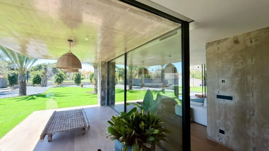 Villa de 3 dormitorios en Alicante, España No. 778 № 5