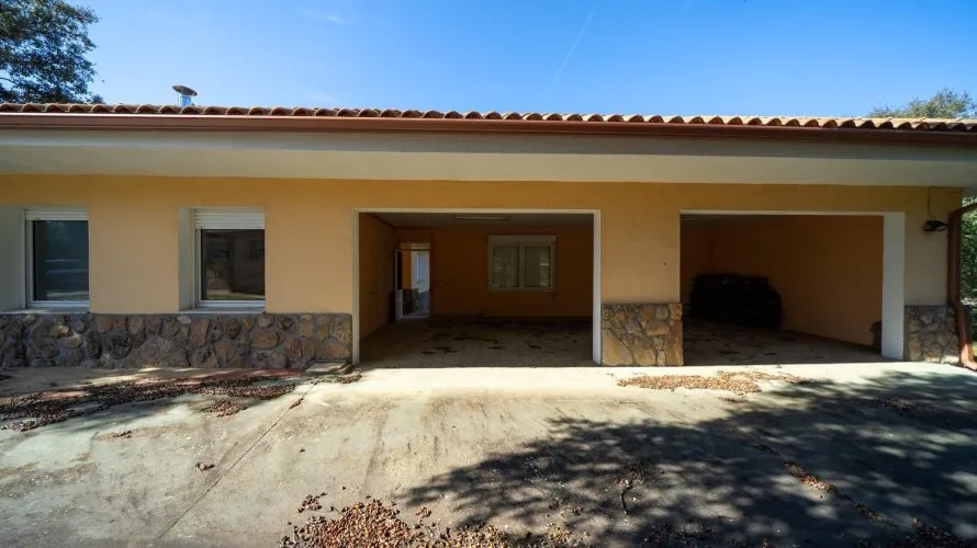 Сasa de 8 dormitorios en Colmenarejo, España No. 767 № 20
