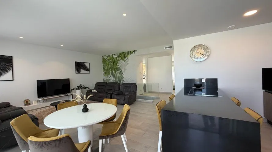 Сasa de 324m² en Finestrat, España No. 771 № 24