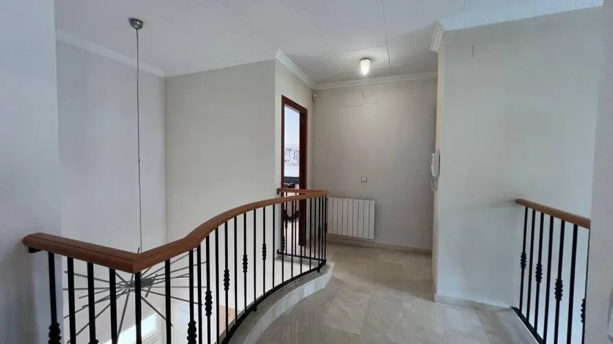 Villa de 5 dormitorios en Cullera, España No. 774 № 23