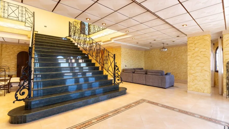 Villa de 624m² en La Zenia, España No. 807 № 17
