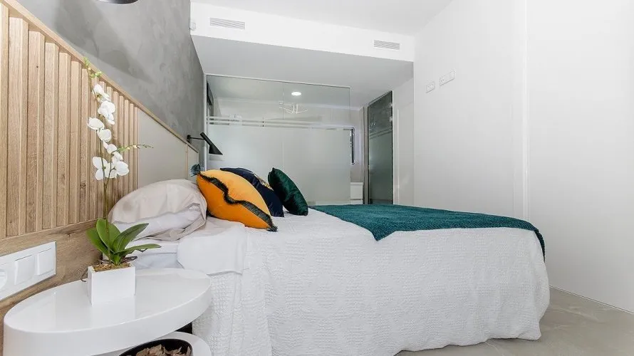 Bungalow de 3 dormitorios en San Miguel de Salinas, España No. 849 № 11