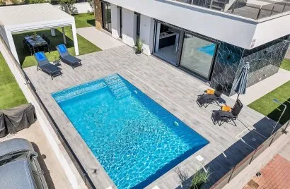 Villa de 120m² en Torrevieja, España No. 875