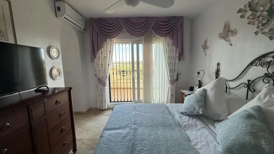 Villa de 220m² en Alicante, España No. 890 № 8