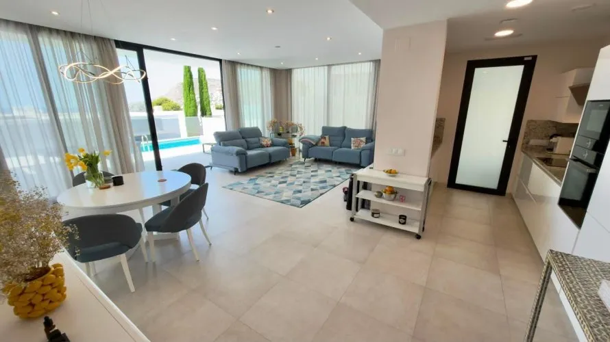 Villa de 4 dormitorios en Calpe, España No. 853 № 19