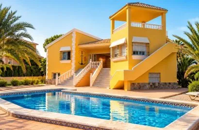 Villa de 3 dormitorios en La Manga del Mar Menor, España No. 872