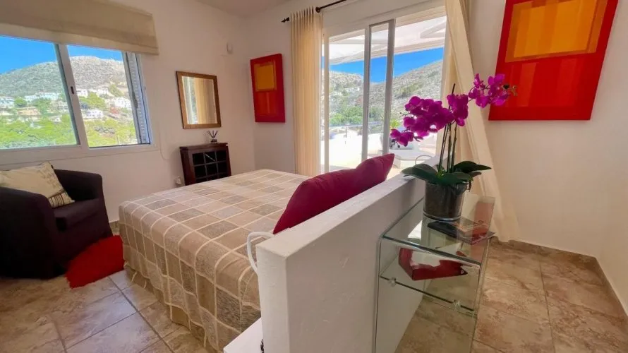 Villa de 229m² en Moraira, España No. 892 № 5