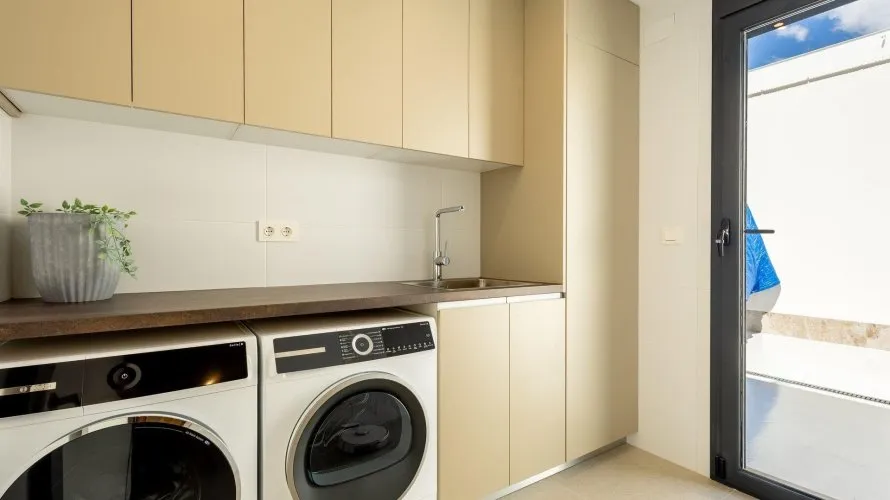 Villa de 234m² en Torrevieja, España No. 876 № 8