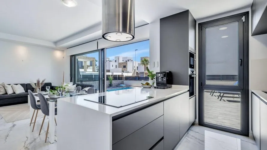 Villa de 120m² en Torrevieja, España No. 875 № 16