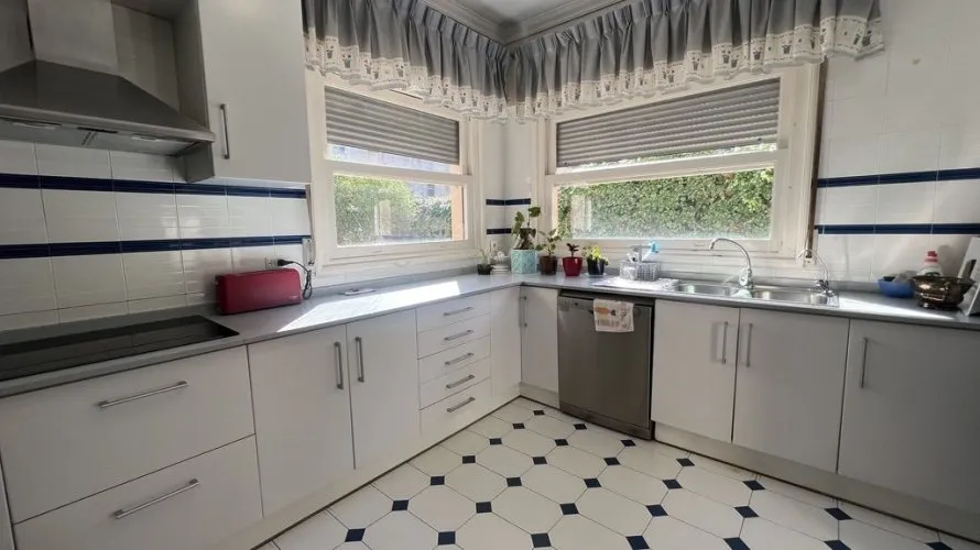 Villa de 352m² en Dénia, España No. 860 № 19