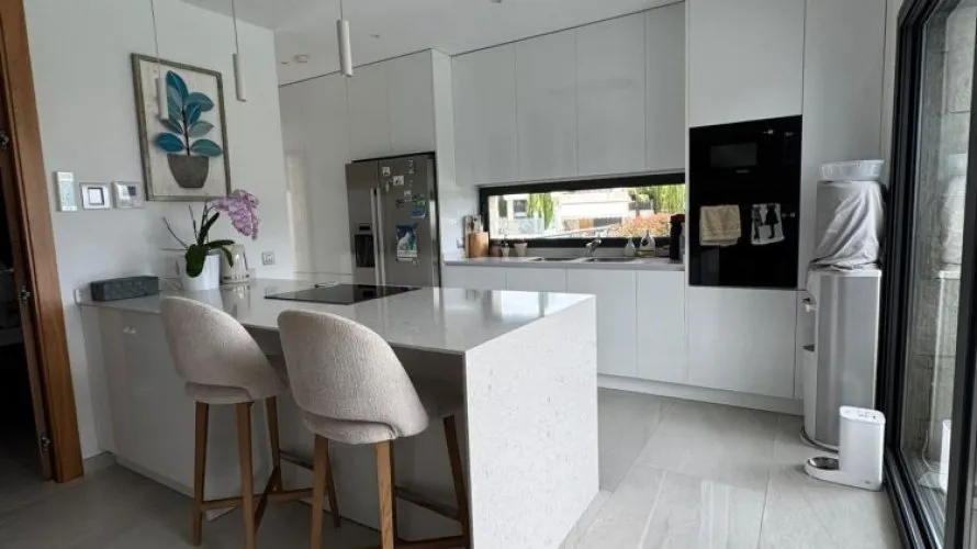 Villa de 4 dormitorios en Finestrat, España No. 900 № 12