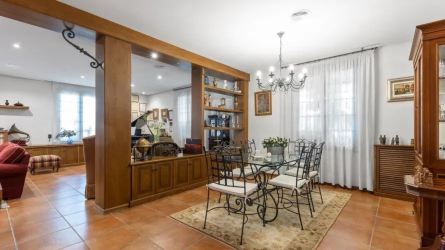 Villa de 720m² en La Veleta, España No. 895 № 23