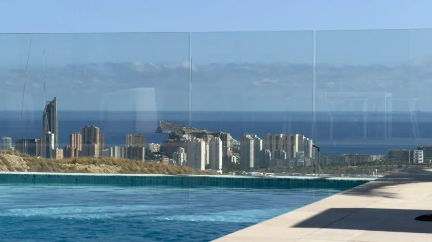 Villa de 324m² en Finestrat, España No. 903 № 8