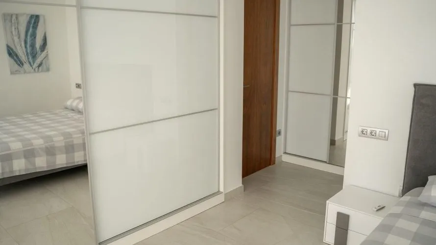Villa de 4 dormitorios en Finestrat, España No. 900 № 10