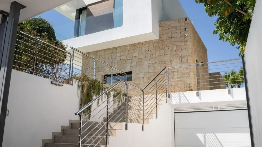 Villa de 4 dormitorios en Finestrat, España No. 900 № 27