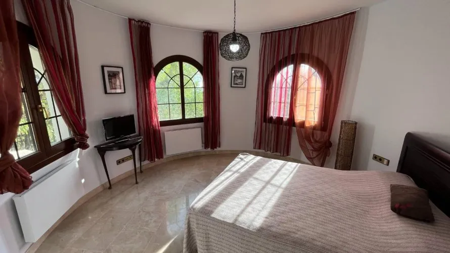 Villa de 4 chambres à Altea La Vella, Spain No. 538 № 13