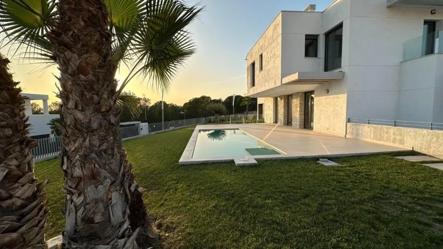 Villa de 3 chambres à Finestrat, Spain No. 595 № 8