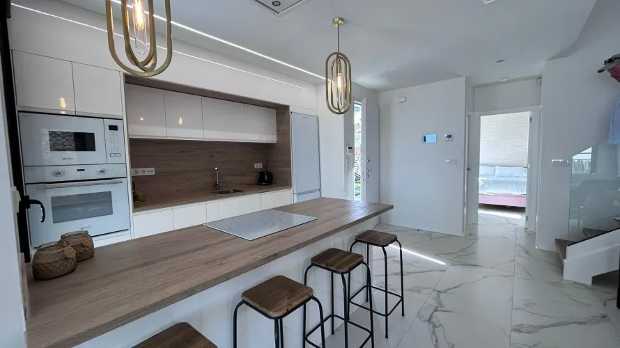 Villa de 3 chambres à Finestrat, Spain No. 687 № 18