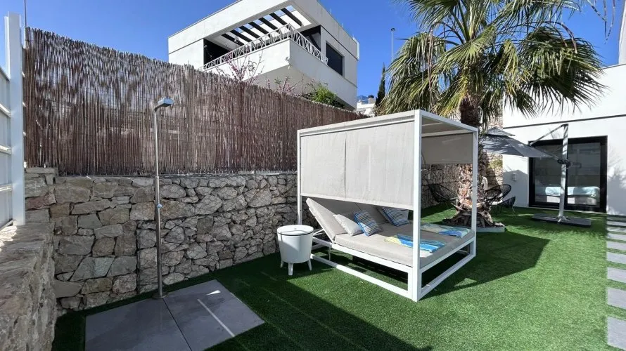 Villa de 3 chambres à Finestrat, Spain No. 687 № 15