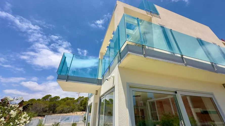 Villa de 3 chambres à Finestrat, Spain No. 561 № 24