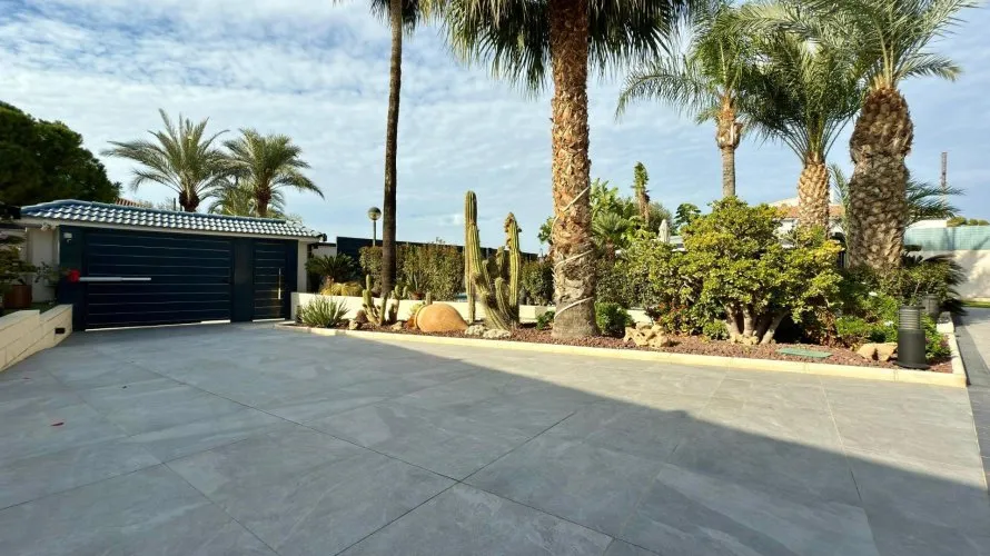 Villa de 5 chambres à San Juan, Spain No. 591