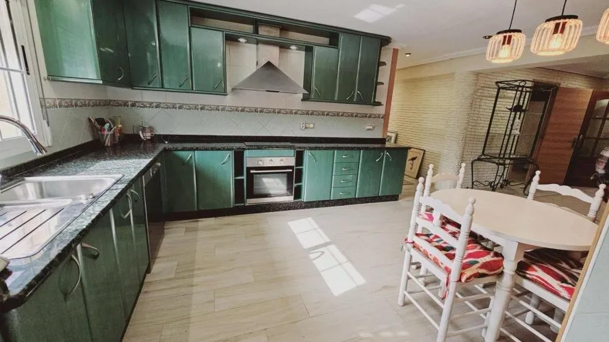 Villa de 5 chambres à Torrevieja, Spain No. 606 № 12