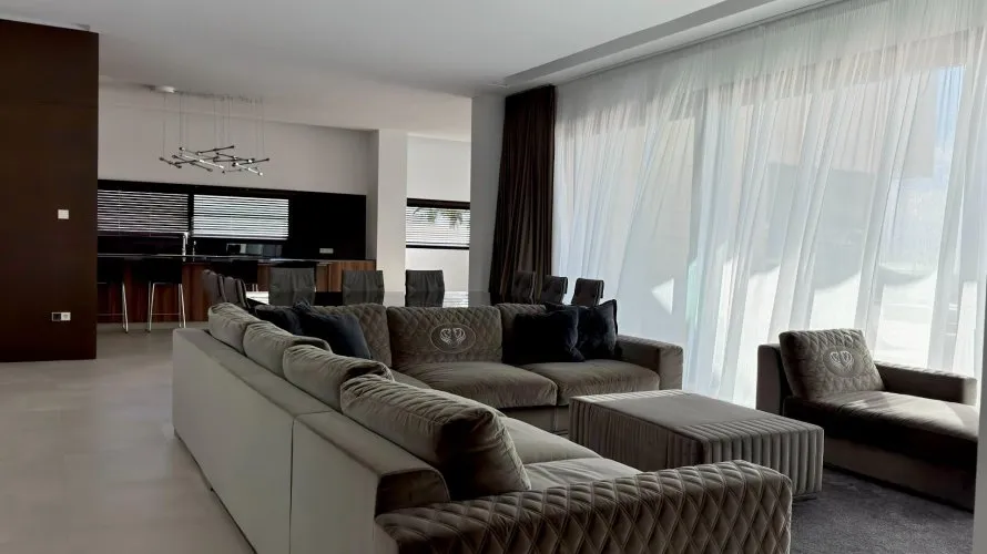 Villa de 691m² à Finestrat, Spain No. 604 № 18