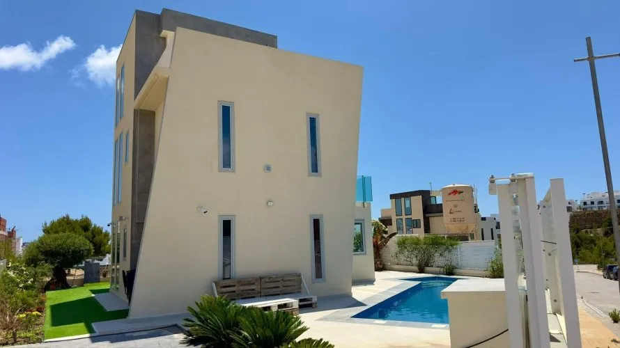 Villa de 3 chambres à Finestrat, Spain No. 561 № 27