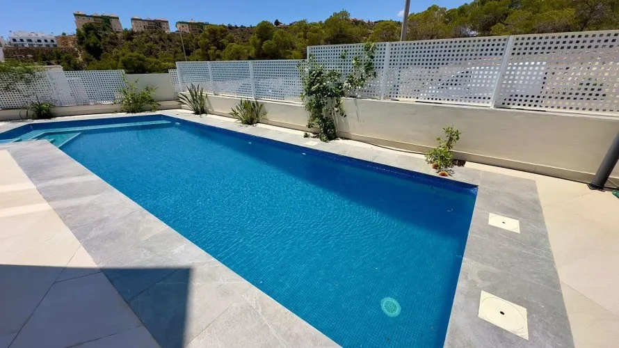 Villa de 3 chambres à Finestrat, Spain No. 561 № 26