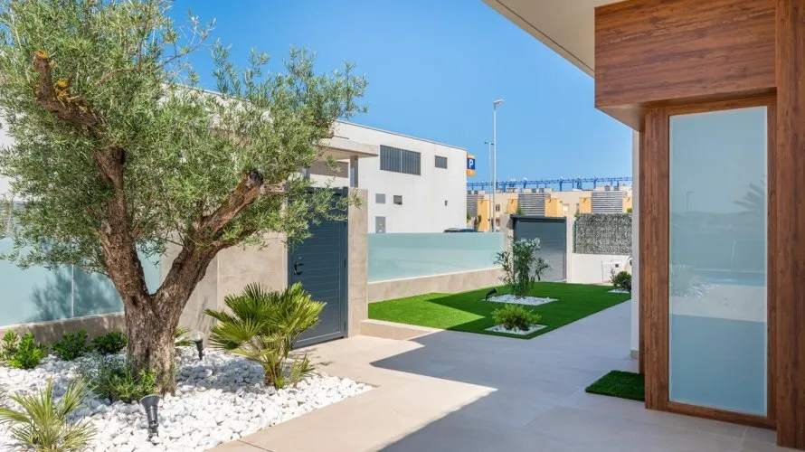 Villa de 3 chambres à Campoamor, Spain No. 573 № 13