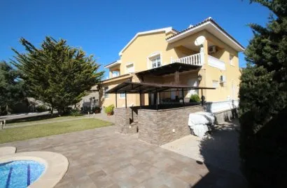 Villa de 5 chambres à Cabo Roig, Spain No. 554