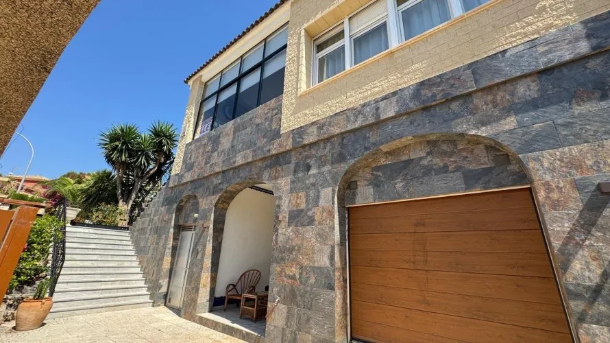 Villa de 5 chambres à Campoamor, Spain No. 618 № 24