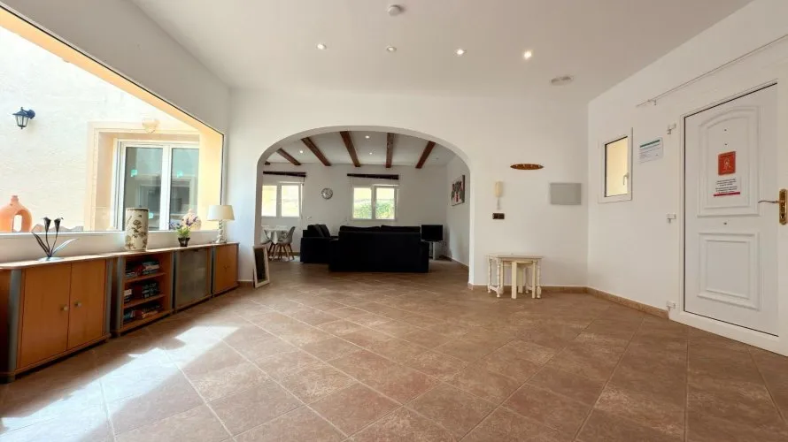 Villa de 5 chambres à Calpe, Spain No. 596 № 16