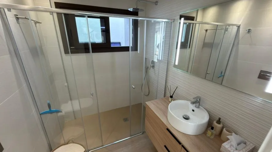 Villa de 5 chambres à Finestrat, Spain No. 667 № 24