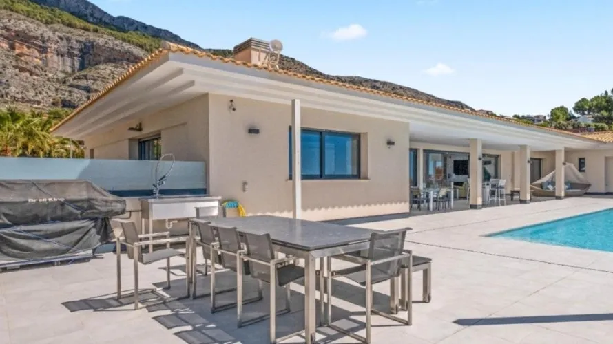 Villa de 5 chambres à Zona Altea Hills, Espagne No. 703 № 4