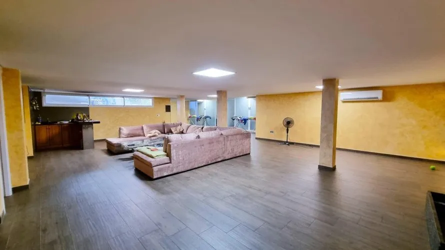 Villa de 239m² à Torrevieja, Spain No. 426 № 7