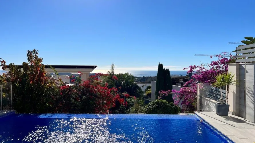 Villa de 3 chambres à Finestrat, Spain No. 525 № 27