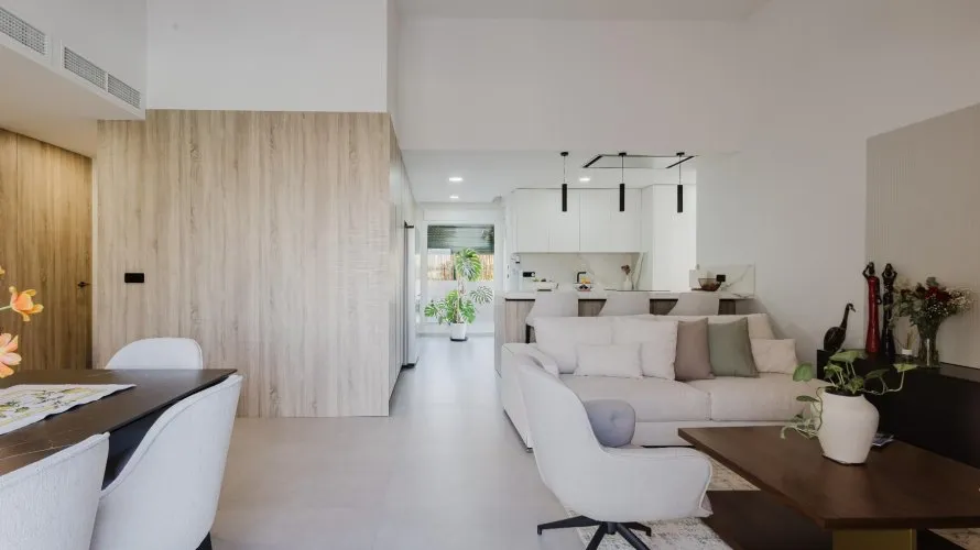 Villa de 362m² à Algorfa, Spain No. 650 № 2