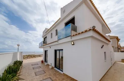 Villa de 4 chambres à Torrevieja, Spain No. 522