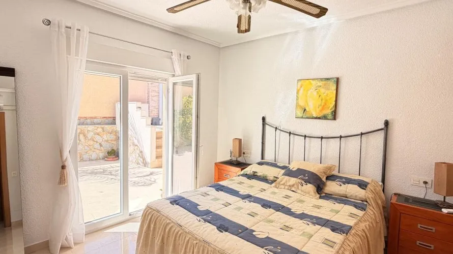 Villa de 5 chambres à Rojales, Espagne No. 683 № 10