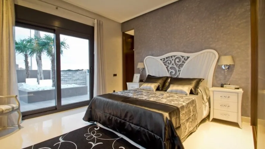 Villa de 157m² à La Zenia, Spain No. 436 № 14
